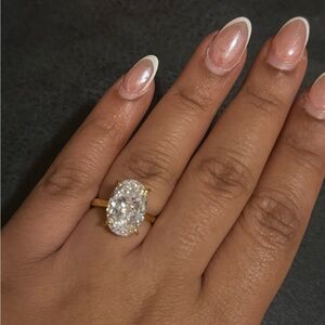 Elegant Gold and Silver Oval Ring